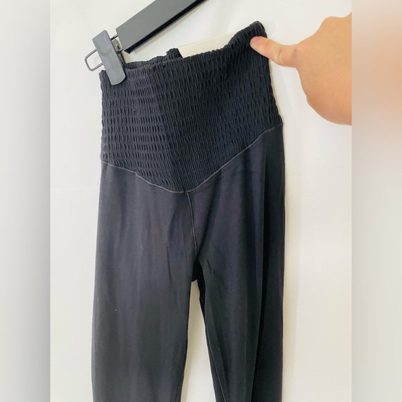 NWT Aerie Offline Real Me Smocked Super Flare Legging XS - Picture 3 of 6